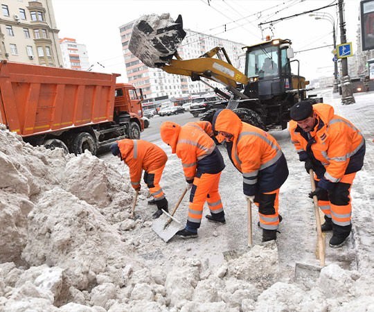 Уборка снега в Камышине и  Волгоградской области