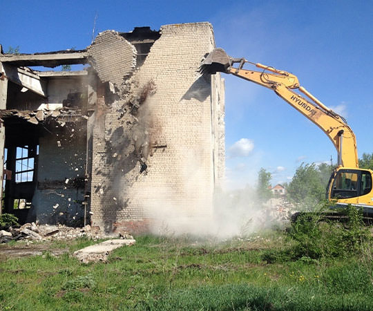 Демонтаж зданий в Камышине и  Волгоградской области
